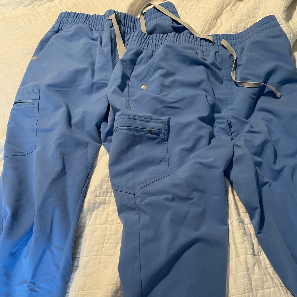 Figs joggers L/tall $65 for 2